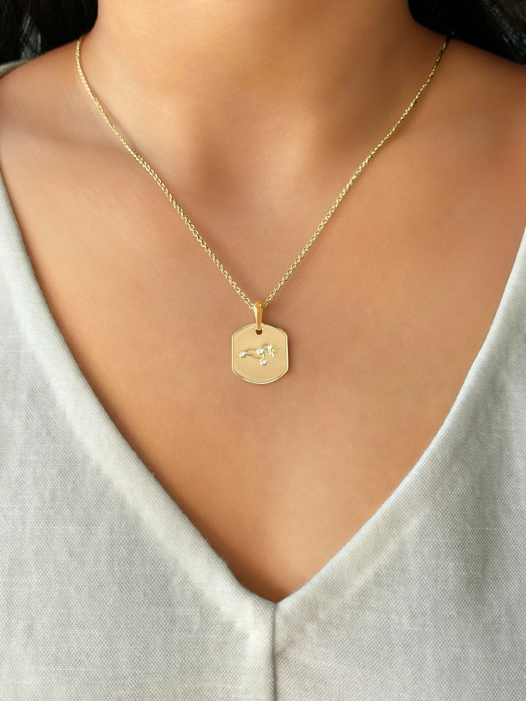 Outlet π₯ Monary Leo Lion Peridot & Diamond Constellation Tag Pendant Necklace in 14K Yellow Gold Vermeil on Sterling Silver for π© women π - Image 2